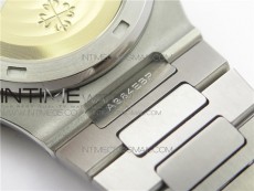 Nautilus 5711/1A GRF Best Edition White Textured Dial on SS Bracelet A324Size