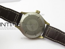 Pilot UTC Bronzo IW327101 ZF 1:1 Best Edition Dark Green Dial on Brown Leather Strap A35111