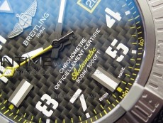 AVENGER Boutique Edition V17310 Ti DLC 1:1 Best Edition Black CF Dial on Nylon Strap A2824