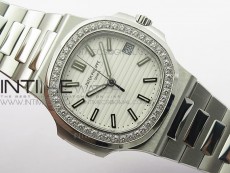 Nautilus Jumbo 5713 Super Replication PPF 1:1 Best Edition White Textured Dial on SS Bracelet PPF324