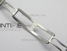 Nautilus Jumbo 5713 Super Replication PPF 1:1 Best Edition White Textured Dial on SS Bracelet PPF324