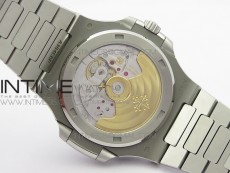 Nautilus Jumbo 5713 Super Replication PPF 1:1 Best Edition White Textured Dial on SS Bracelet PPF324