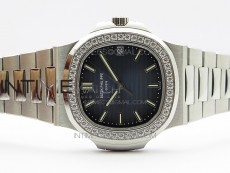 Nautilus Jumbo 5713 Super Replication PPF 1:1 Best Edition Blue Textured Dial on SS Bracelet PPF324