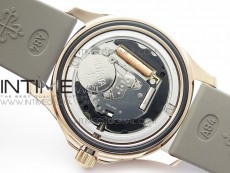 Aquanaut 5067A RG PPF 1:1 Best Edition White Textured Dial on White Rubber Strap AE23 (Free a box)