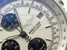Navitimer 1 41mm SS B50 White Dial Black Subdial on SS Bracelet A7750
