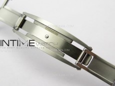 RM035-02 Forged Carbon Case KUF Best Edition Red Crown on Gray Rubber Strap MIYOTA8215