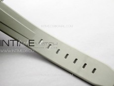 Daytona White Ceramic 5GF Best Edition Black Didmonds Dial on White Rubber Strap A7750