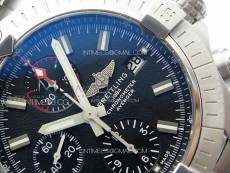 Avenger Chrono SS Red Second hand B50 Black Dial on SS Bracelet A7750