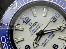 Seamaster 6000M Ultra Deep SS TF 1:1 Best Edition White Dial Blue Ceramic Bezel on Black Rubber Strap A2824