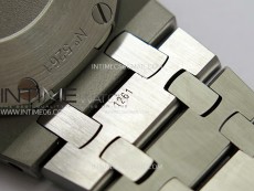 Lady Royal Oak 33mm 67651 Diamonds SS ZF 1:1 Best Edition White Textured Dial on SS Bracelet RONDA Quartz