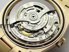 Day Date 228235 40mm 904L RG 1:1 AR+F Best Edition RG Dial Roman Markers on RG President Bracelet SA3255
