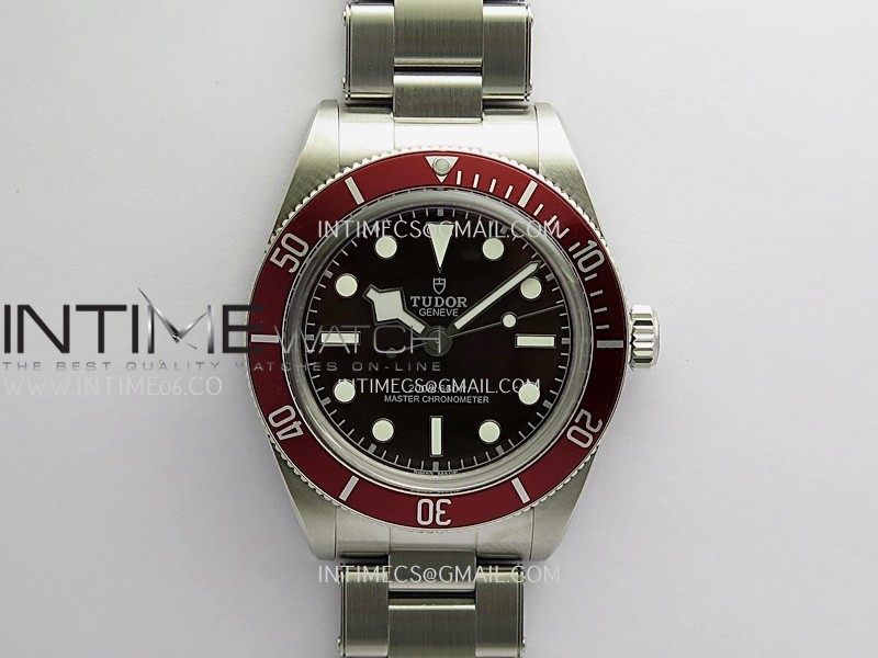 Heritage Black Bay M7939A1A0RU-0002 Burgundy Bezel 39mm SS ZF 1:1 Burgundy Dial On Vintage Charm Bracelet A2824
