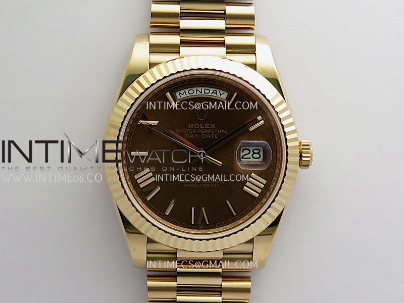 Day Date 228235 RG 40mm Gain Weight RCF Brown Dial Roman Marker On President Bracelet SH3255