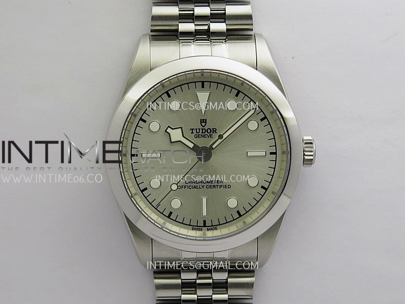 Black Bay 41mm SS HTF 1:1 Best Edition Silver Dial On SS Jubilee Bracelet Asian 5601