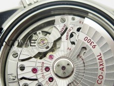 Planet Ocean Master Chronometer Chrono SS OM 1:1 Best Edition Blue Dial on Blue Rubber Strap A9300