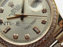 Day-Date 36 128235 RG/Crystal BP Best Edition Silver Crystal Marker Dial on RG President Bracelet A2836