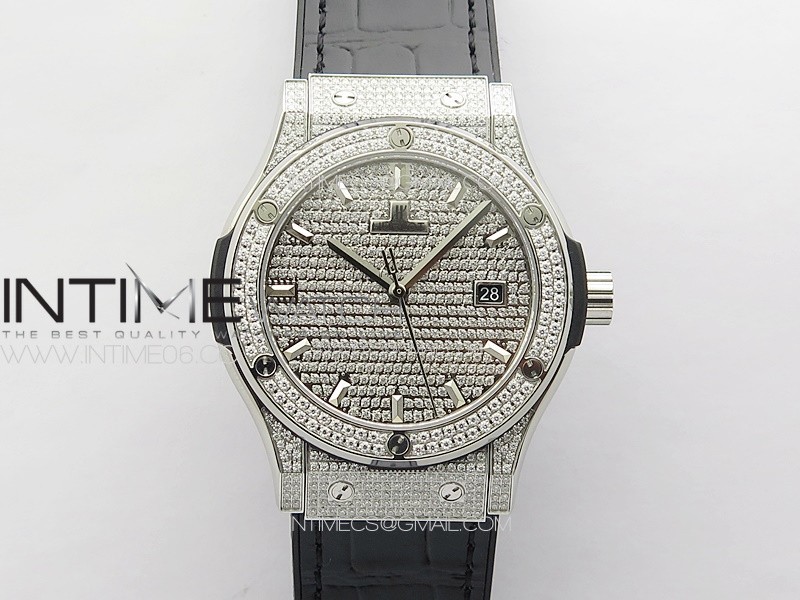 Classic Fusion 42mm SS Paved Diamonds Case And Bezel B50F Paved Diamonds Dial On Black Gummy Strap A2892