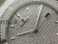 Classic Fusion 42mm SS Paved Diamonds Case And Bezel B50F Paved Diamonds Dial On Gray Gummy Strap A2892